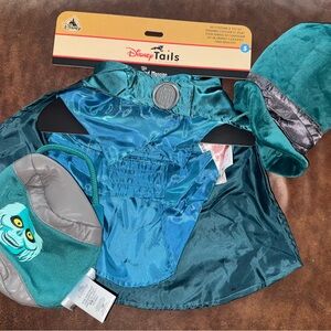 Hatbox Haunted Mansion Dog Costume sz Small from Disney World **TWO AVAILABLE**